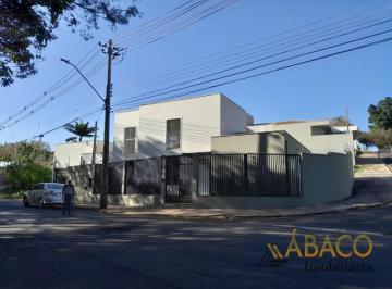 Casa · 190m² · 3 Quartos · 4 Vagas · Casa para venda em Jardim Hikari de 190.00m² com 3 Quartos, 1 Suite e 4 Garagens