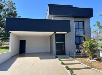 Casa · 212m² · 3 Quartos · 4 Vagas · Casa para venda em Condomínio Golden Sigma de 212.00m² com 3 Quartos e 4 Garagens