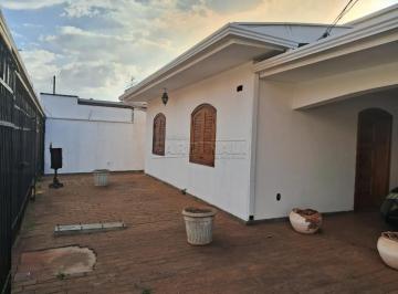 Casa · 463m² · 4 Quartos · 10 Vagas · Casa para venda em Centro de 463.00m² com 4 Quartos, 2 Suites e 10 Garagens