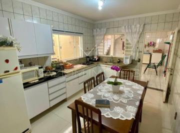 Casa · 240m² · 2 Quartos · 3 Vagas · Casa para venda em Vila Tupi de 240.00m² com 2 Quartos, 1 Suite e 3 Garagens