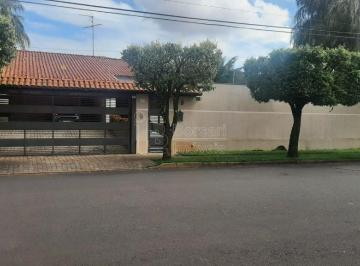 Casa · 353m² · 3 Quartos · 4 Vagas · Casa para venda em Jardim Das Roseiras de 353.00m² com 3 Quartos, 1 Suite e 4 Garagens