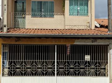 Casa · 250m² · 5 Quartos · 2 Vagas · Casa para venda em Parque Jataí de 250.00m² com 5 Quartos e 2 Garagens