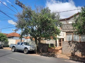 Casa · 343m² · 5 Quartos · 4 Vagas · Casa para venda em Centro de 343.00m² com 5 Quartos e 4 Garagens