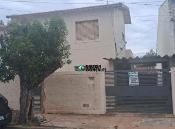 Casa · 213m² · 3 Quartos · 4 Vagas · Sobrado para alugar em Cidade Nova I de 213.00m² com 3 Quartos e 4 Garagens