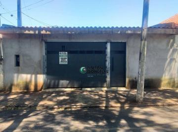 Casa · 138m² · 3 Quartos · 2 Vagas · Casa para venda em Centro de 138.00m² com 3 Quartos e 2 Garagens