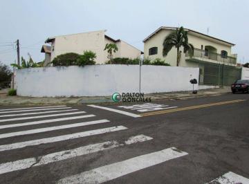 Casa · 192m² · 3 Quartos · 2 Vagas · Sobrado para venda em Jardim Regina de 192.00m² com 3 Quartos, 1 Suite e 2 Garagens