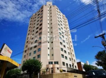 Apartamento · 223m² · 3 Quartos · 2 Vagas · Apartamento para venda em Centro de 223.00m² com 3 Quartos, 1 Suite e 2 Garagens