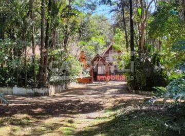 Rural · 294m² · 9 Quartos · 40 Vagas · Fazenda / Sítio para venda em Centro de 294.00m² com 9 Quartos, 6 Suites e 40 Garagens