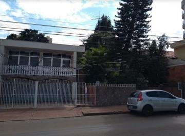 Casa · 435m² · 3 Quartos · Casa para venda em Centro de 435.00m² com 3 Quartos e 1 Suite