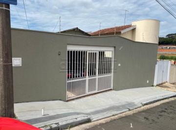 Casa · 134m² · 2 Quartos · 2 Vagas · Casa para venda em Centro de 134.00m² com 2 Quartos, 1 Suite e 2 Garagens