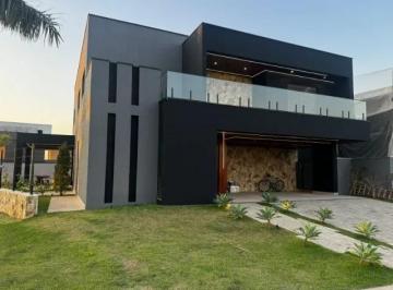 Casa · 580m² · 5 Quartos · 4 Vagas · Casa para venda em Alphaville Nova Esplanada de 580.00m² com 5 Quartos, 5 Suites e 4 Garagens