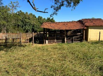 Rural · 400m² · 3 Quartos · 10 Vagas · Fazenda / Sítio para venda em Jardim Quitandinha de 400.00m² com 3 Quartos e 10 Garagens