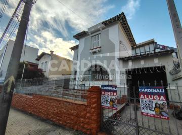 Casa · 255m² · 4 Quartos · 1 Vaga · Casa para venda em Centro de 255.00m² com 4 Quartos e 1 Garagem