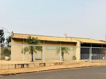 Casa · 271m² · 3 Quartos · 6 Vagas · Casa para venda em Vila Xavier de 271.00m² com 3 Quartos, 1 Suite e 6 Garagens