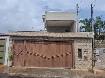 Casa · 296m² · 5 Quartos · 2 Vagas · Casa para venda em Jardim Águas Do Paiol de 296.00m² com 5 Quartos, 1 Suite e 2 Garagens