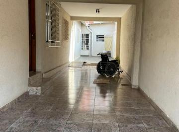 Casa · 156m² · 3 Quartos · 2 Vagas · Casa para venda em Centro de 156.00m² com 3 Quartos e 2 Garagens