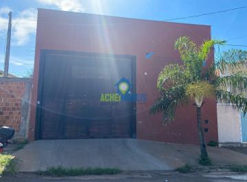 Comercial · 200m² · 2 Quartos · 3 Vagas · Galpão / Depósito / Armazém para venda em Umuarama de 200.00m² com 2 Quartos e 3 Garagens