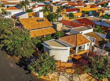 Casa · 200m² · 3 Quartos · 4 Vagas · Casa para venda em Cidade Jardim de 200.00m² com 3 Quartos e 4 Garagens