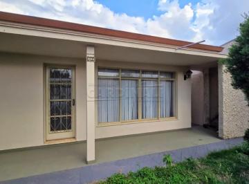 Casa · 220m² · 4 Quartos · 6 Vagas · Casa para venda em Centro de 220.00m² com 4 Quartos, 1 Suite e 6 Garagens