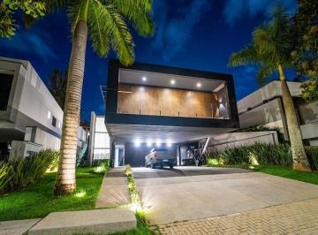 Casa · 415m² · 3 Quartos · 2 Vagas · Casa para venda em Alphaville Nova Esplanada 2 de 414.93m² com 3 Quartos, 3 Suites e 2 Garagens