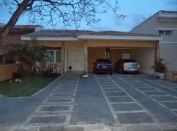 Casa · 300m² · 3 Quartos · 4 Vagas · Casa de Condomínio para venda em Zona Industrial de 300.00m² com 3 Quartos, 1 Suite e 4 Garagens