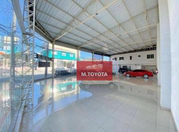 Comercial · 460m² · 4 Vagas · Prédio Comercial para alugar em Macedo de 460.00m² com 4 Garagens