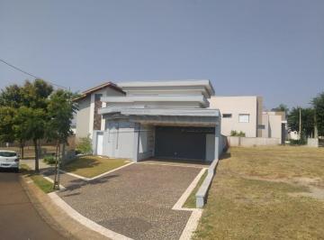 Casa · 200m² · 3 Quartos · 2 Vagas · Casa de Condomínio para venda em Parque Residencial Damha de 200.00m² com 3 Quartos, 3 Suites e 2 Ga