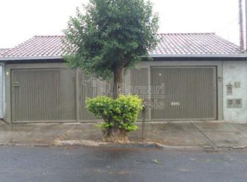 Casa · 248m² · 3 Quartos · 6 Vagas · Casa para venda em Jardim Europa (vila Xavier) de 248.00m² com 3 Quartos, 1 Suite e 6 Garagens
