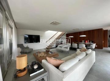 Casa · 350m² · 4 Quartos · 4 Vagas · Casa de Condomínio para alugar em Fazenda Boa Vista de 350.00m² com 4 Quartos, 4 Suites e 4 Garagens