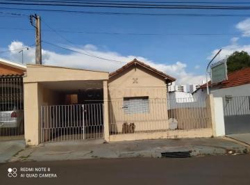 Casa · 140m² · 3 Quartos · 1 Vaga · Casa para venda em Centro de 140.00m² com 3 Quartos e 1 Garagem
