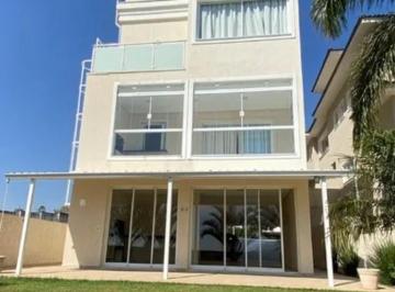 Casa · 345m² · 3 Quartos · 5 Vagas · Casa para venda em Suru de 345.00m² com 3 Quartos, 3 Suites e 5 Garagens