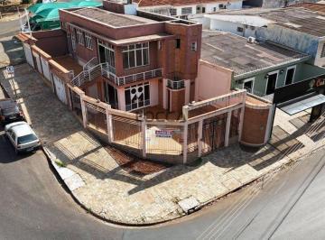 Comercial · 158m² · 5 Vagas · Imóvel Comercial para alugar em Jardim São Luiz de 158.00m² com 5 Garagens