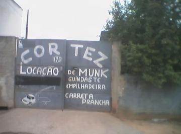 Casa · 80m² · 2 Quartos · 10 Vagas · Casa para venda em Além Ponte de 80.00m² com 2 Quartos e 10 Garagens
