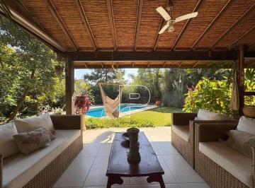 Casa · 414m² · 4 Quartos · 2 Vagas · Casa de Condomínio para venda em Palos Verdes de 414.00m² com 4 Quartos, 2 Suites e 2 Garagens