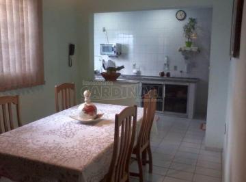 Casa · 200m² · 3 Quartos · 2 Vagas · Casa para venda em Centro de 200.00m² com 3 Quartos, 1 Suite e 2 Garagens