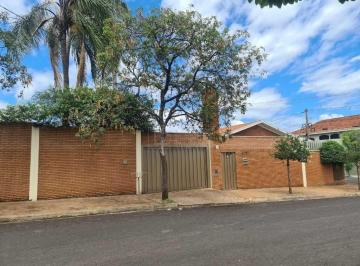 Casa · 392m² · 3 Quartos · 8 Vagas · Casa para venda em Vila Harmonia de 392.00m² com 3 Quartos, 1 Suite e 8 Garagens
