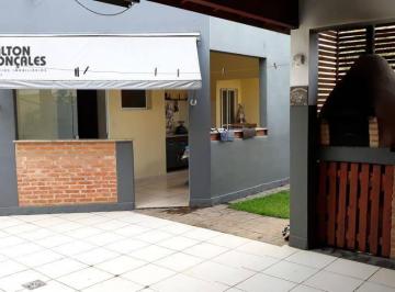 Casa · 196m² · 2 Quartos · 8 Vagas · Sobrado para venda em Jardim Portal De Itaici de 196.00m² com 2 Quartos, 1 Suite e 8 Garagens