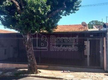 Casa · 218m² · 3 Quartos · 2 Vagas · Casa para venda em Vila Xavier de 218.00m² com 3 Quartos, 2 Suites e 2 Garagens