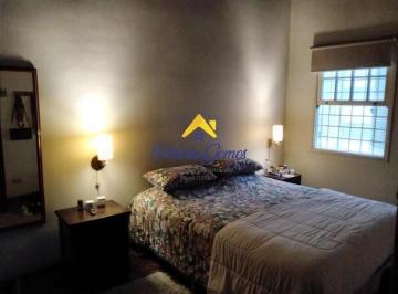 Casa · 250m² · 3 Quartos · Casa para venda em Centro de 250.00m² com 3 Quartos e 2 Suites