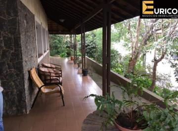 Casa · 295m² · 5 Quartos · 3 Vagas · Casa para venda em Centro de 295.00m² com 5 Quartos e 3 Garagens
