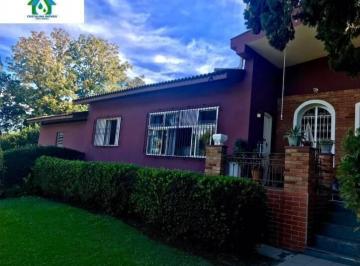 Terreno · 250m² · 3 Quartos · 6 Vagas · Chácara para venda em Casa Branca de 250.00m² com 3 Quartos e 6 Garagens