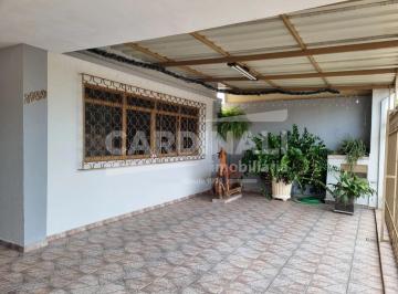 Casa · 202m² · 3 Quartos · 3 Vagas · Casa para venda em Centro de 202.00m² com 3 Quartos e 3 Garagens