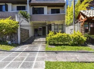Casa · 144m² · 2 Quartos · 2 Vagas · Sobrado para venda em Mercês de 144.00m² com 2 Quartos, 1 Suite e 2 Garagens