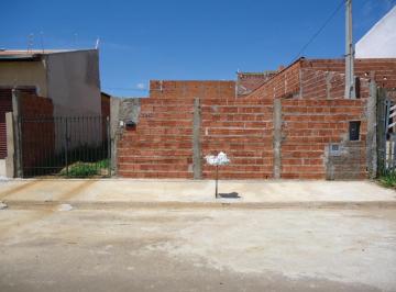 Casa · 40m² · 1 Quarto · 2 Vagas · Casa para venda em Jardim Embare de 40.00m² com 1 Quarto, 1 Suite e 2 Garagens