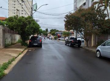 Casa · 321m² · 3 Quartos · 3 Vagas · Casa para venda em Centro de 321.00m² com 3 Quartos, 1 Suite e 3 Garagens