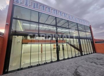 Comercial · 240m² · 4 Vagas · Galpão / Depósito / Armazém para venda em Jardim Nova Europa de 240.00m² com 4 Garagens