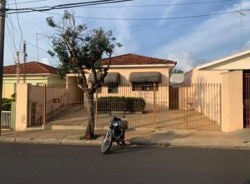 Casa · 195m² · 2 Quartos · 1 Vaga · Casa para venda em Centro de 195.00m² com 2 Quartos, 1 Suite e 1 Garagem