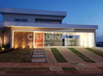 Casa · 339m² · 4 Quartos · 6 Vagas · Casa de Condomínio para venda em Condomínio Portal Das Tipuanas de 339.00m² com 4 Quartos, 3 Suites