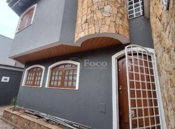 Casa · 300m² · 3 Quartos · 2 Vagas · Casa para alugar em Jardim Santa Mena de 300.00m² com 3 Quartos, 1 Suite e 2 Garagens