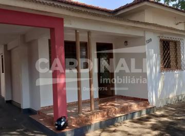 Casa · 195m² · 4 Quartos · 4 Vagas · Casa para venda em Centro de 195.00m² com 4 Quartos e 4 Garagens